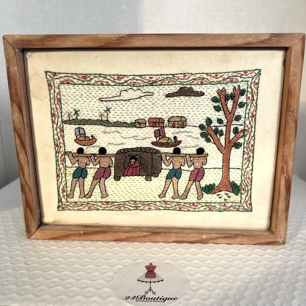 Aarong Needlepoint Art